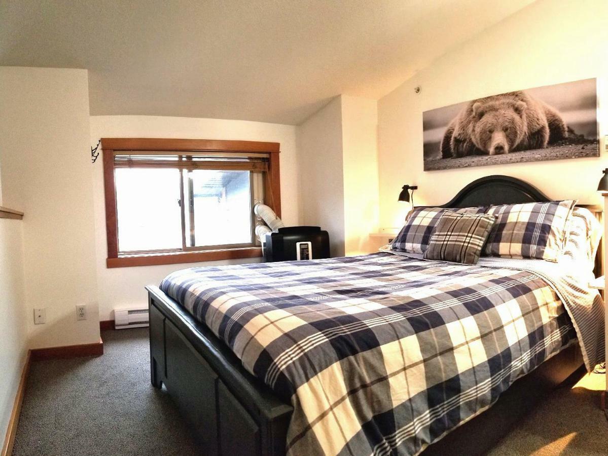 Downtown Loft, Mountain Views, Fireplace, Couple'S Retreat, Walker'S Paradise Canmore Eksteriør bilde