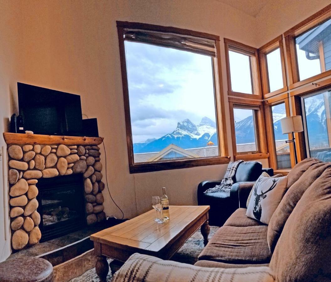 Downtown Loft, Mountain Views, Fireplace, Couple'S Retreat, Walker'S Paradise Canmore Eksteriør bilde