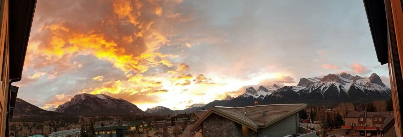 Downtown Loft, Mountain Views, Fireplace, Couple'S Retreat, Walker'S Paradise Canmore Eksteriør bilde